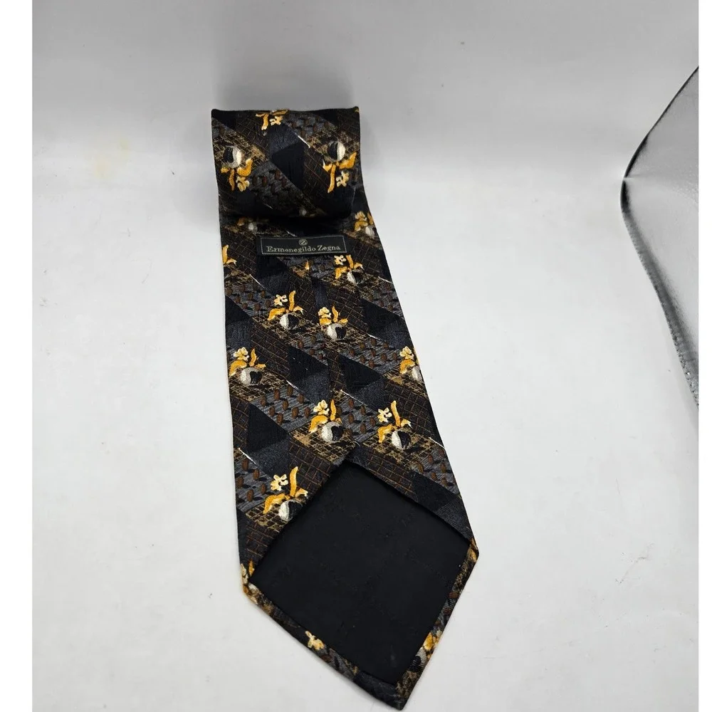 Ermenegildo Zegna Silk Necktie Mens OS Black Gold Geometric Floral Made in Italy